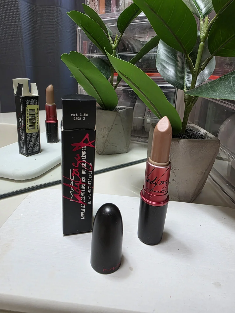 MAC Cosmetics Viva Glam Gaga 2 Amplified Creme Lipstick - Nude Beige